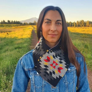 Women's Bandana Scarf, Cowl Neck Scarf, Women Neckerchief, Wife Gift Scarf, Wife Hiker Gifts, Winter Accessories, Non Itchy Wool Scarf