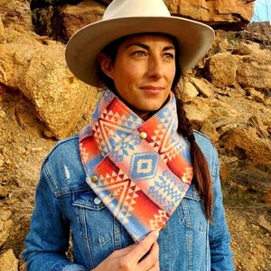 Handmade Wool Cowl, Canyonlands Pattern, Western Bandana, Arctic Fleece Lined