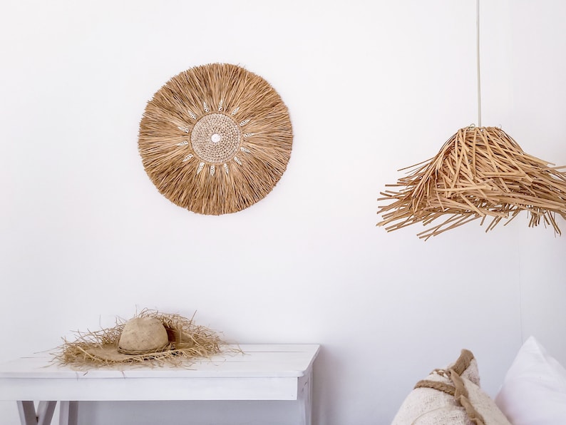 decorazione murale tropicale con conchiglie, arredamento in stile boho, parete appesa in rafia per il soggiorno immagine 4