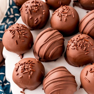HappyTreats Brownie balls  - Choc Chip Organic, Vegan, Sugar and Gluten Free, Keto | Stevia