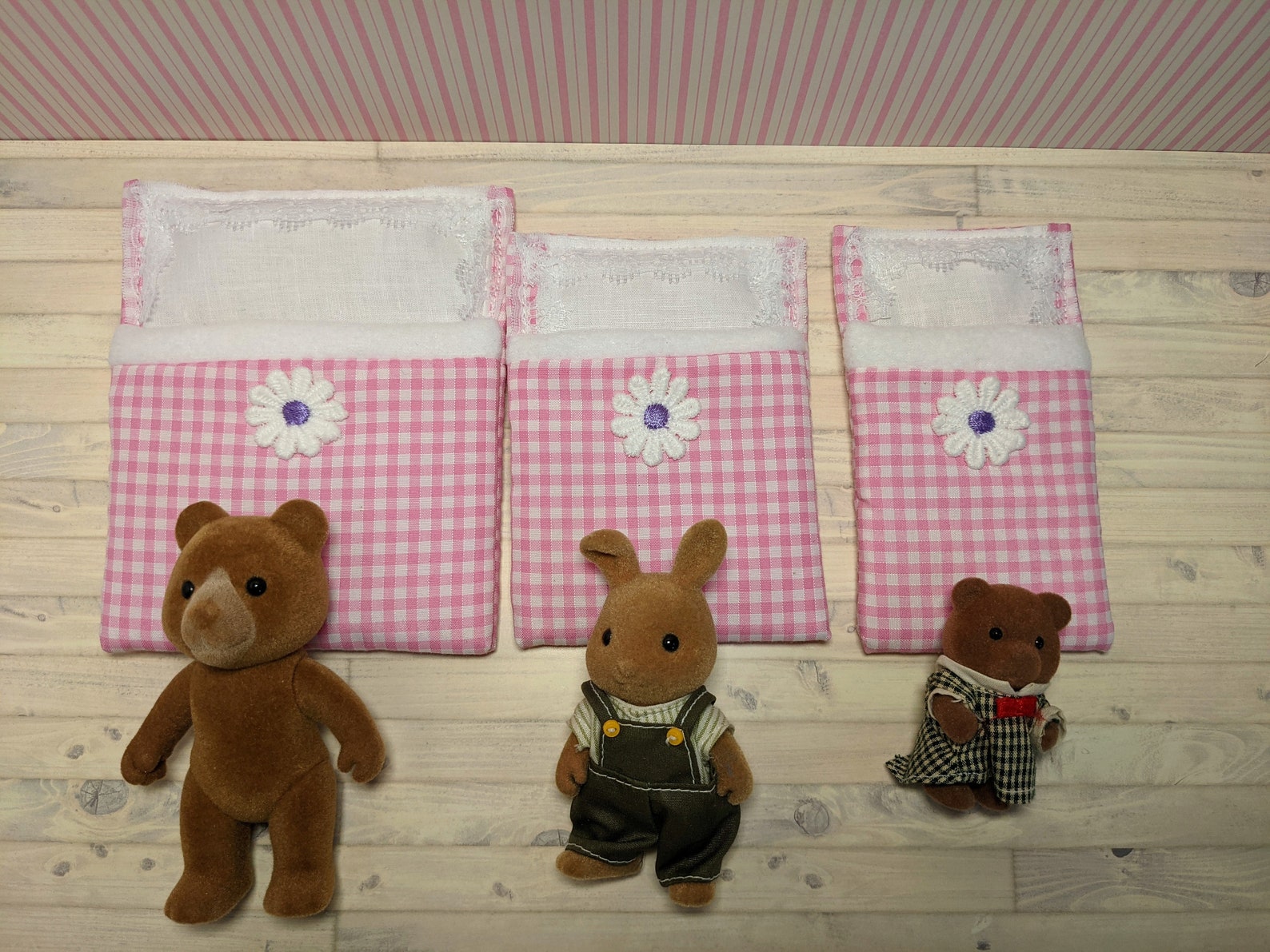 Set of 3 sleeping bags for Sylvanian families. Pink gingham Etsy