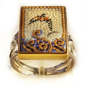 Dolphin (white) micro mosaic ring in solid silver 925 double gold plated 24k (base : solid silver double rhodium plated)