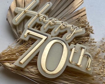 Happy 18e, Happy 16e, Happy 21e, Happy 30e, 40e, 50e, 60e, 70e Dubbellaagse taarttopper van acryl.  (aparte keuze voorzien)