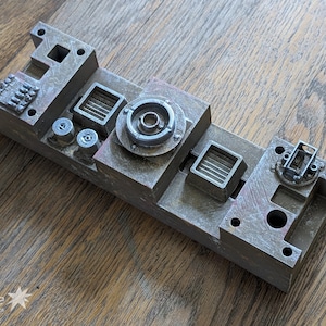 Unità di controllo di fantascienza su larga scala da Star Wars: Galaxy&#39;s Edge