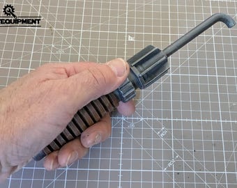Star Wars Microdrop Oil Applicator – Sci-Fi Cosplay Prop Replica