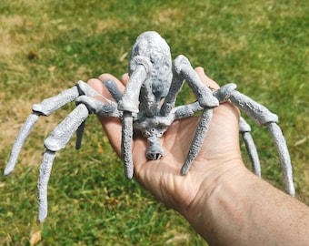 Giant Mandolorian Ice Spider