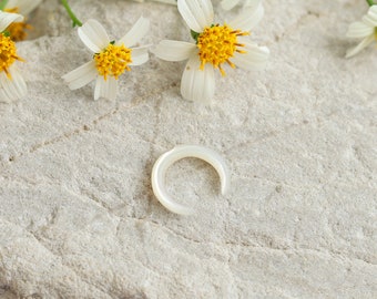Mother of Pearl Septum Pincher: Shell Septum Jewelry for Stretching