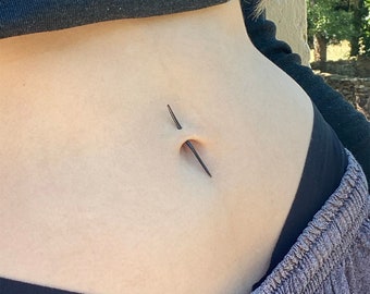 100% Organic Navel Spike. Unique Buffalo Horn Organic Navel Piercing Jewelry. Custom Handmade Banana Bar. Belly Button Piercing.