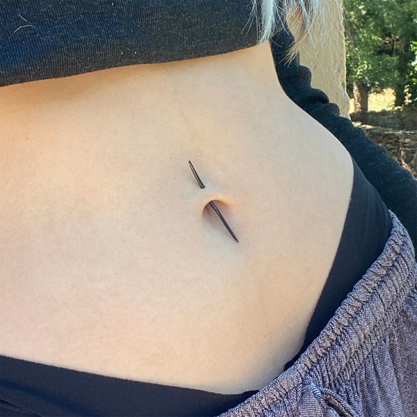 100% Organic Navel Spike. Unique Buffalo Horn Organic Navel Piercing Jewelry. Custom Handmade Banana Bar. Belly Button Piercing.