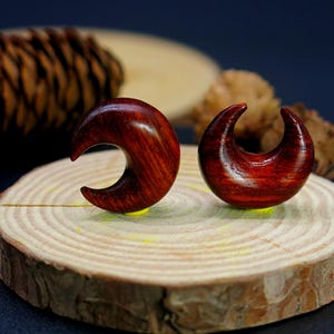 A Pair of Red Wood Earlobe Pinchers for Gauged Ears. Custom Pincher Earring Gauges for Ear Stretching. Handmade Crescent Wood Earrings.