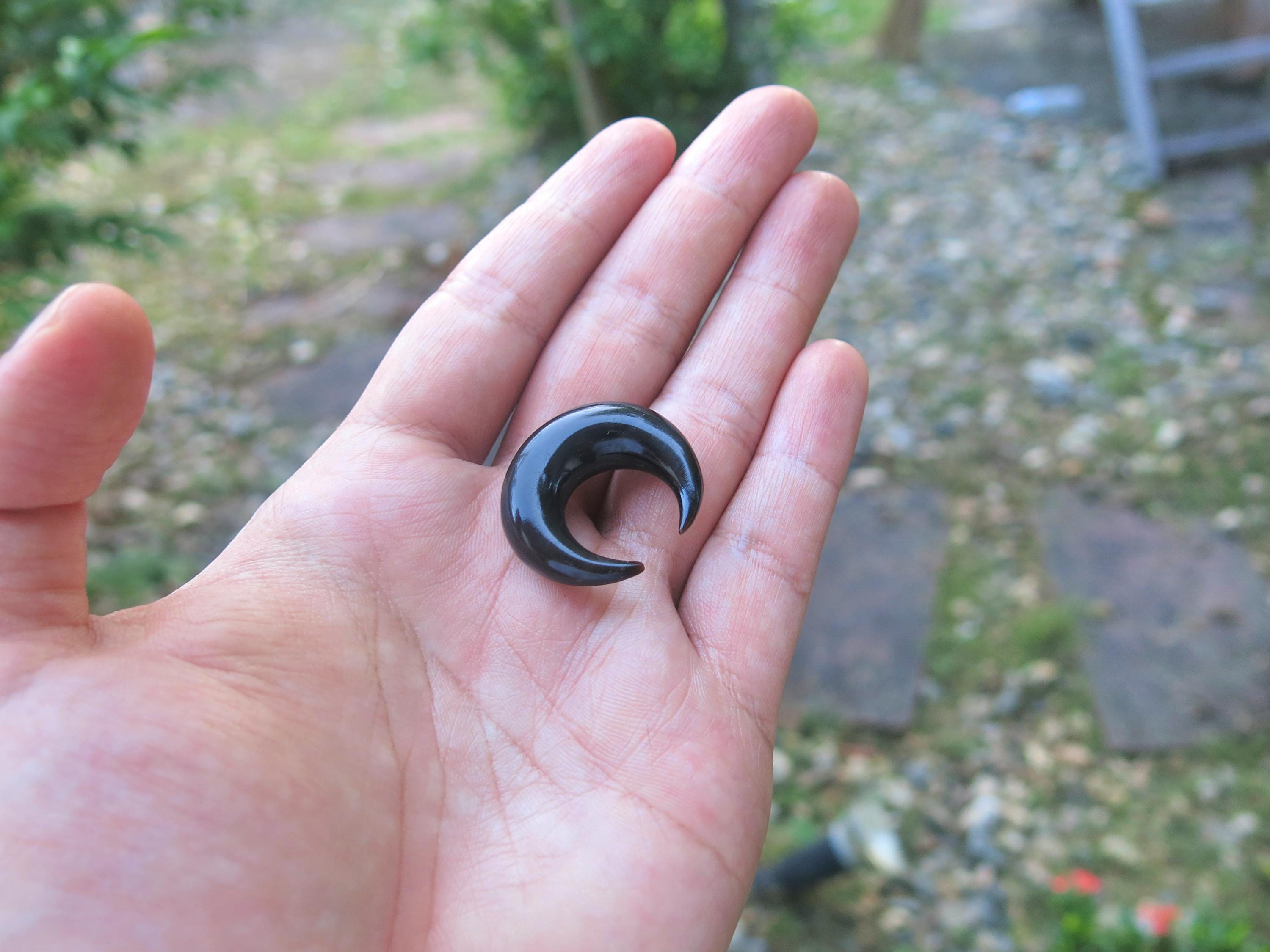 Handmade Buffalo Horn Septum Pincher: Crescent Horseshoe Piercing