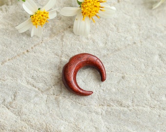 Red Wood Notched Septum Pincher. Custom Wood Septum Crescent Ring for Septum Stretching. Handmade Wooden Pincher Septum Ring