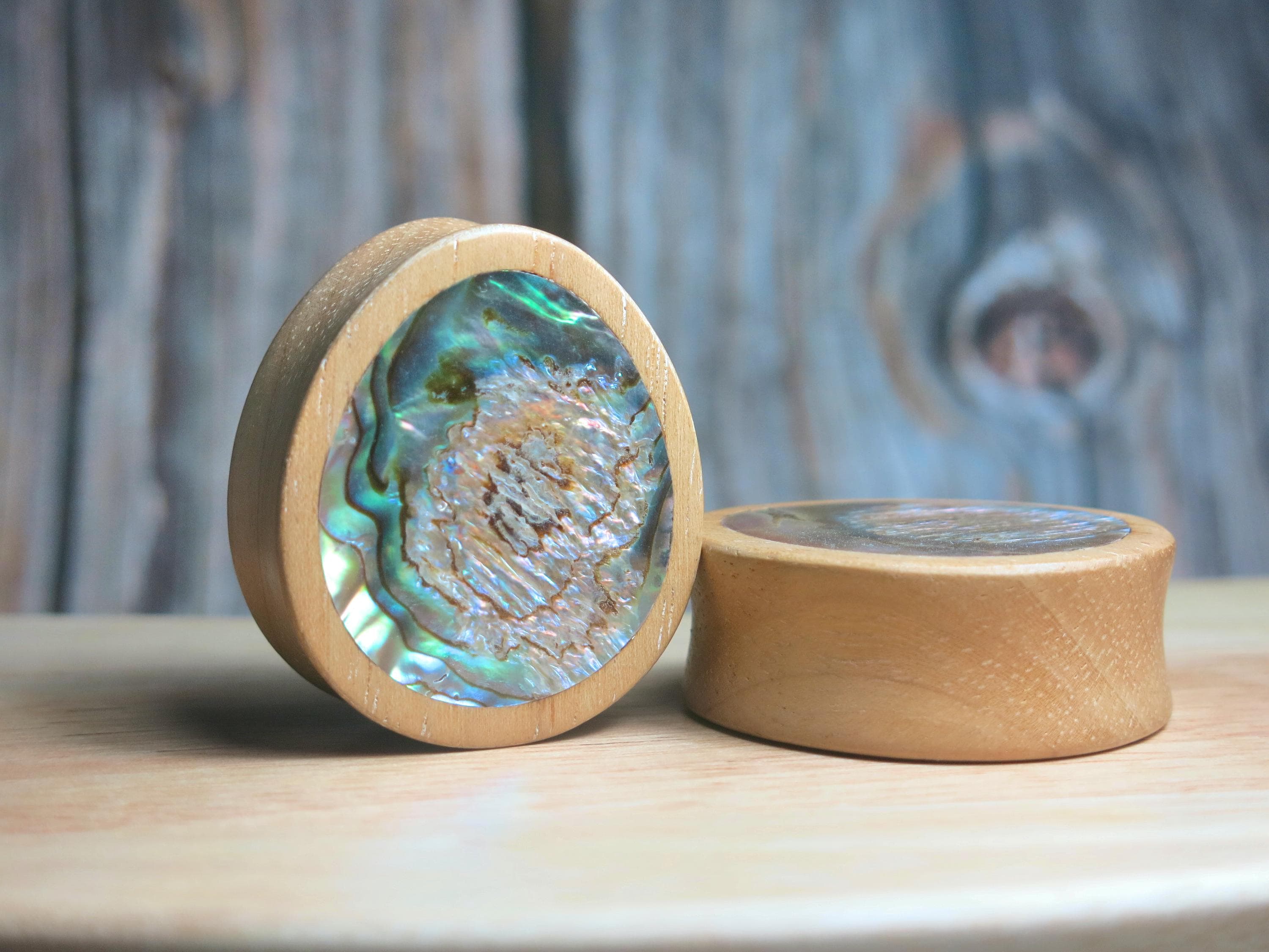 Dilatatori Per Le Orecchie A Goccia Con Intarsi In Abalone: Orecchini Calibrati In Legno Bianco Biologico - Italia - Foto 10