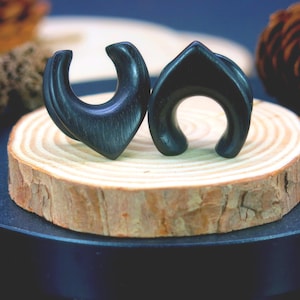 Black Wood Teardrop Ear Saddle Spreaders: Organic Gauged Ear Plugs