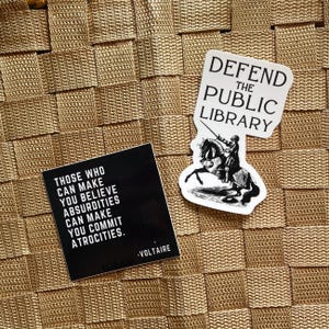 Stickers nerds de livres, autocollants de bibliothèque publique, citation de Voltaire, lecture de livres interdits, stickers de lutte contre le fascisme, militants libéraux progressistes de gauche