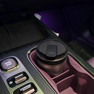 Ledverlichting auto-asbak met deksel rookloos Stijlvol en functioneel afbeelding 3