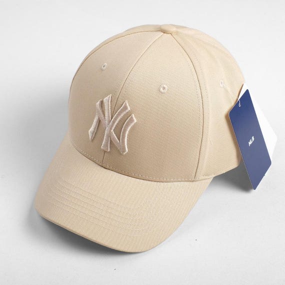 Unisex Baseball Cap Made of Khaki Fabric, Korean Style