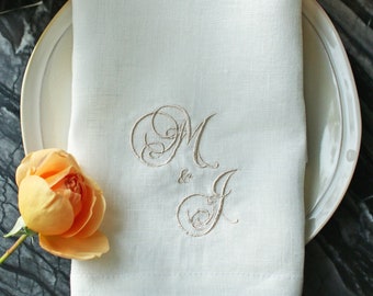 Serviettes brodées | Serviettes monogrammées | Serviettes de dîner | Serviettes de mariage | Serviettes personnalisées | Serviettes d’anniversaire | Cadeau