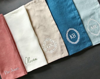 Broderade bordsunderlägg i linne med dubbla lager | Bordsunderlägg i naturligt stentvättat linne | Bordsunderlägg i linne | Monogram