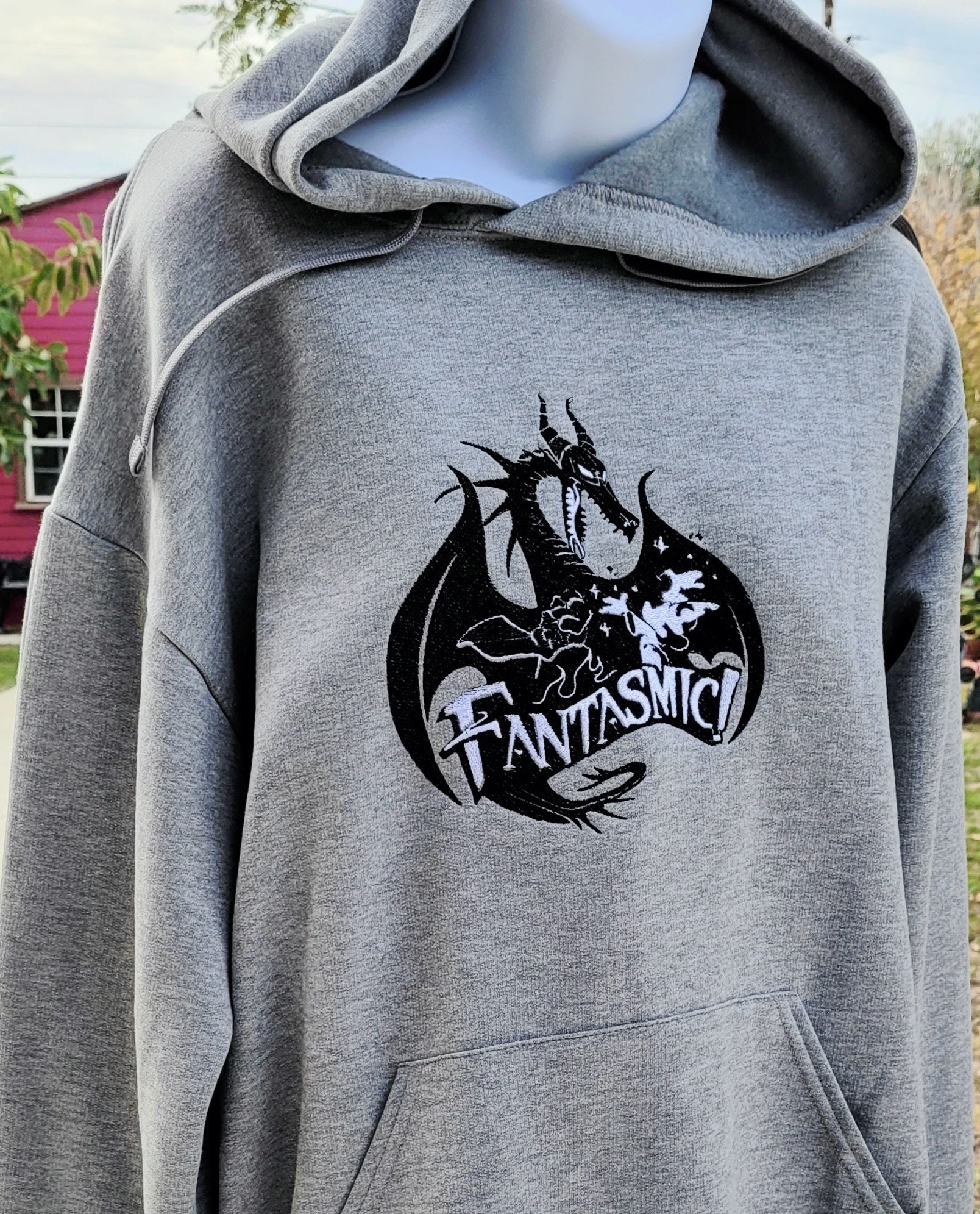 Sweatshirt - Fantasmic Vintage Disney Embroidered Designs - Etsy