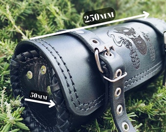 Bolsa de ferramentas para motocicleta feita à mão em couro, bolsa para garfo dianteiro, design gravado.