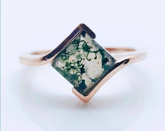 Natural Moss Agate Ring, 14K Rose Gold Moss Agate Ring, 925 Sterling Silver Ring, Art Deco Ring, Solitaire Ring, Unique Engagement Ring