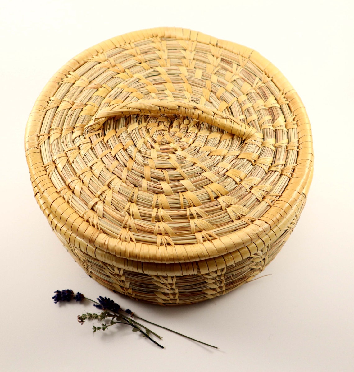 Hand Weaved Basket With Lid Art Deco Home Décor Storage Etsy
