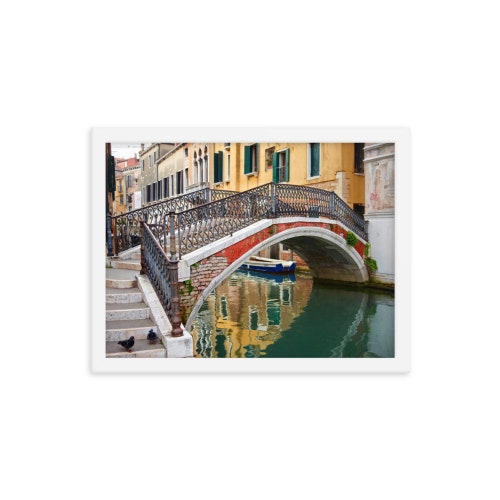 FRAMED PRINT - Abridge over Venice - Venice, shops Italy