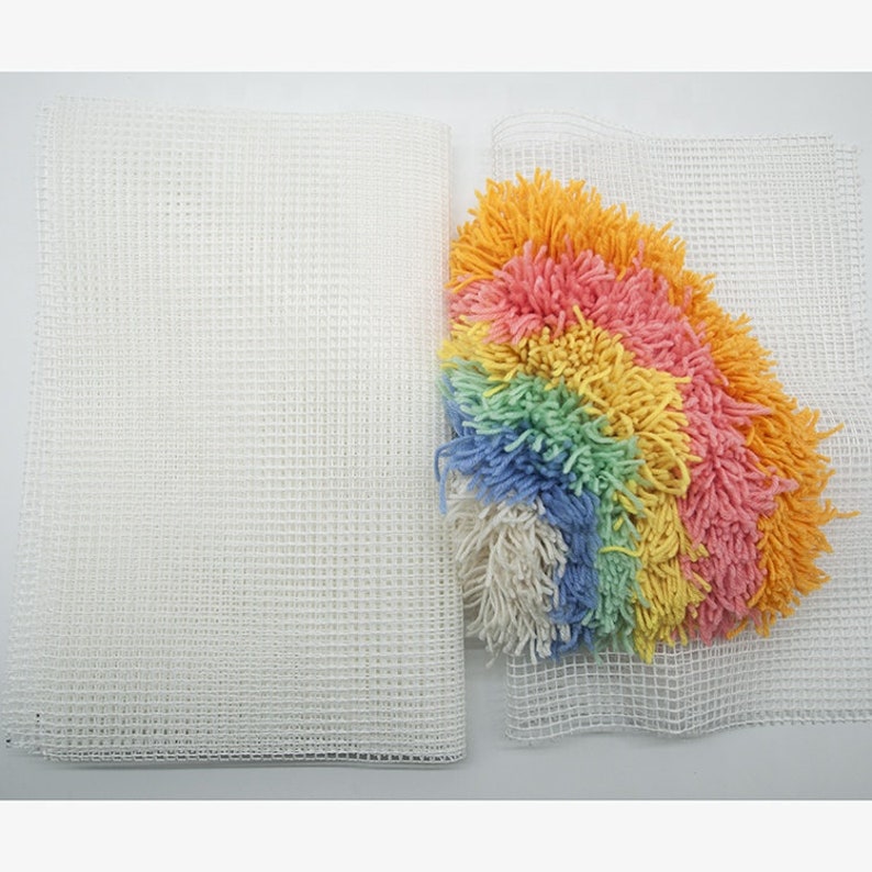 Colorful Rug Yarns 100/% Polyester Latch Hook Wooden Handle /& Mesh Kit with Rug Canvas Latch hook Canva