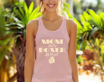 Mom By Day Boxer By Night Tank Top | Boxen Tank Top | Geschenk für Mama | Frauen Tank Top | Gym Tank Top | Boxen Shirt Frauen | Lustiges Shirt