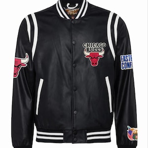 Jeff Hamilton Inspired CHICAGO BULLS Leather Jacket Black/White | Custom Men&#39;s Varsity Jacket | NBA Bomber Jacket | Bulls Fan Jacket