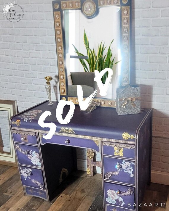 Art deco makeup vanity deals