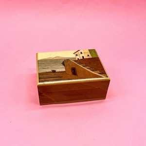 Small Inlaid Wood Trinket Box | Vintage Wood Box | Scene of Sorrento | Gifts for Her | Vintage Jewlery Box