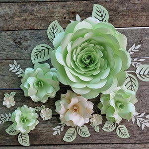 ASSEMBLED Flowers for Girl&#39;s Room, Wall Decoration with Paper Flowers, Wall Decoration, Paper Flowers, Wall Flowers