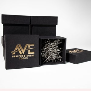 Taylors Pins, Stainless Steel Embroidery Pins in a Magnetic Box, Flat Head Dressmakers Pins