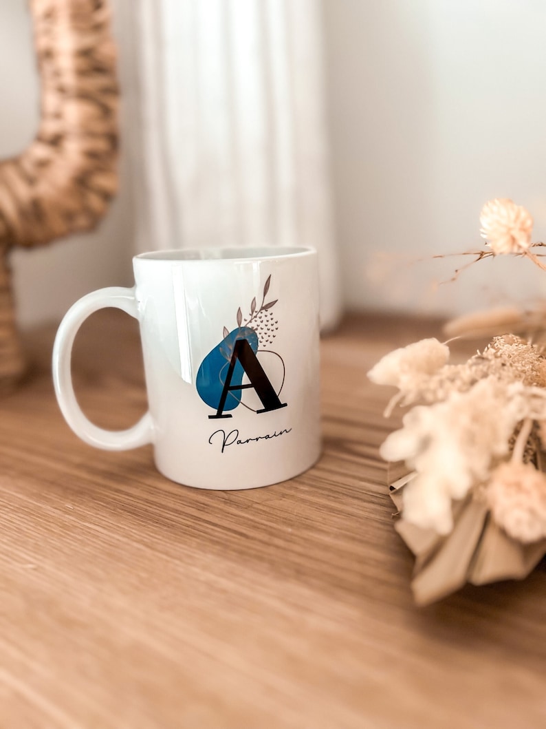 Mug boho personnalisé prénom initiales feuillage couleur terracotta bleu vert et beige rosé idée cadeau Noël image 3