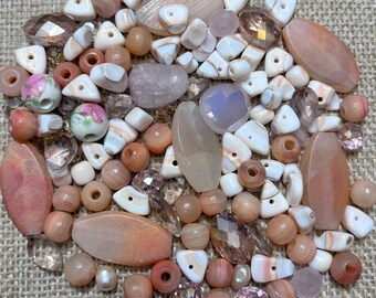 Vintage Lot Of Mixed Beads