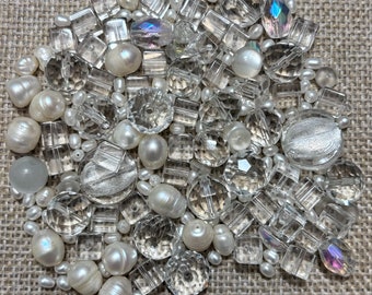 Vintage Lot Of Mixed Beads