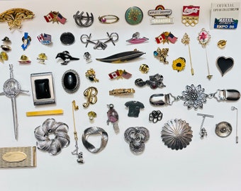 Large Lot Of Vintage Brooches/Pins/Clips
