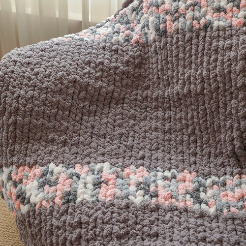 Chunky Knit Couch Throw * shops MADE TO ORDER, Chenille Yarn