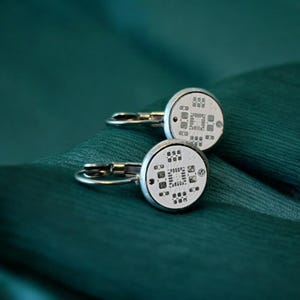 Boucles d'oreilles ringard pendantes à circuit imprimé - Bijoux geek chic PCB | Boucles d'oreilles Cyberpunk Circuit Cadeau pour programmeurs et ingénieurs