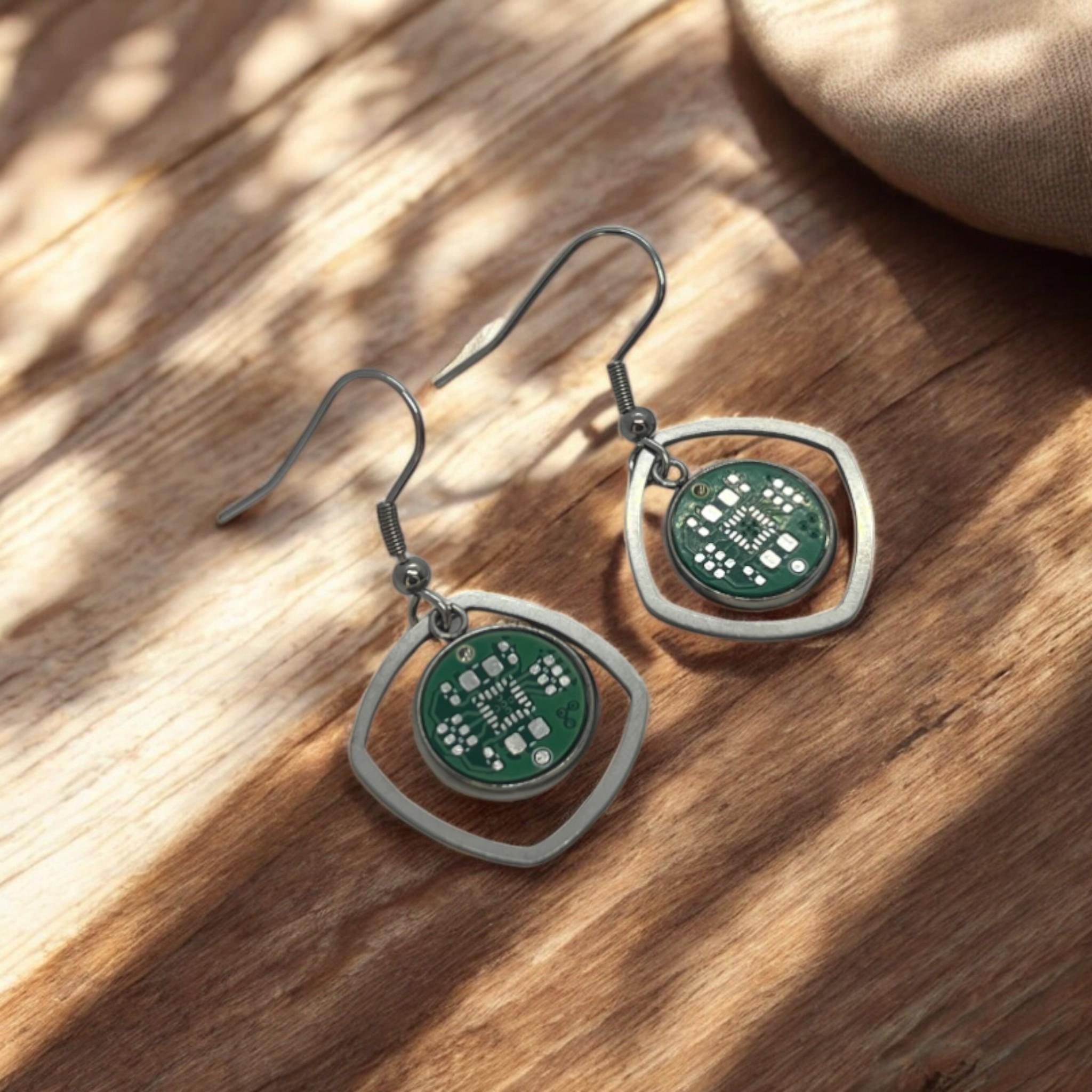 Modern Circuit Ring - Geeky PCB Jewelry | Cyberpunk Circuit Ring Gift ...