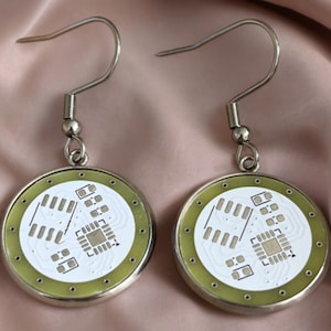 Boucles d'oreilles ringard pendantes à circuit imprimé - Bijoux geek chic PCB | Boucles d'oreilles Cyberpunk Circuit Cadeau pour programmeurs et ingénieurs