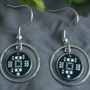 Boucles d'oreilles ringard pendantes à circuit imprimé - Bijoux geek chic PCB | Boucles d'oreilles Cyberpunk Circuit Cadeau pour programmeurs et ingénieurs