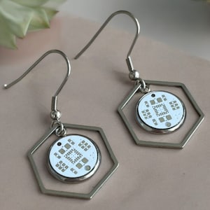 Boucles d'oreilles ringard pendantes à circuit imprimé - Bijoux geek chic PCB | Boucles d'oreilles Cyberpunk Circuit Cadeau pour programmeurs et ingénieurs