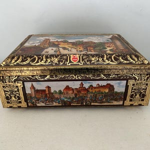 E. Otto Schmidt German Tin Cookie Chest #4