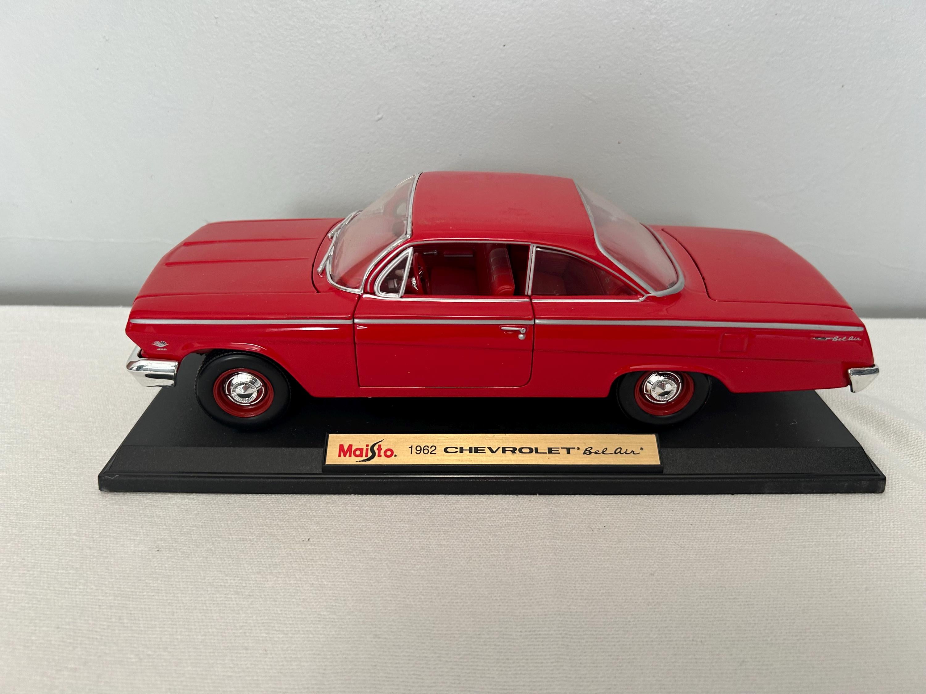 Maisto 1962 Chevrolet Bel Air Special Edition 1:18 - Etsy display picture 1