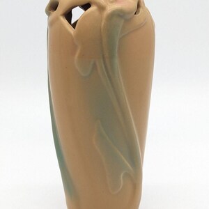 2004 Van Briggle Pottery Calla Lily Vase Aspen Sunrise LCB Cut Out 7"