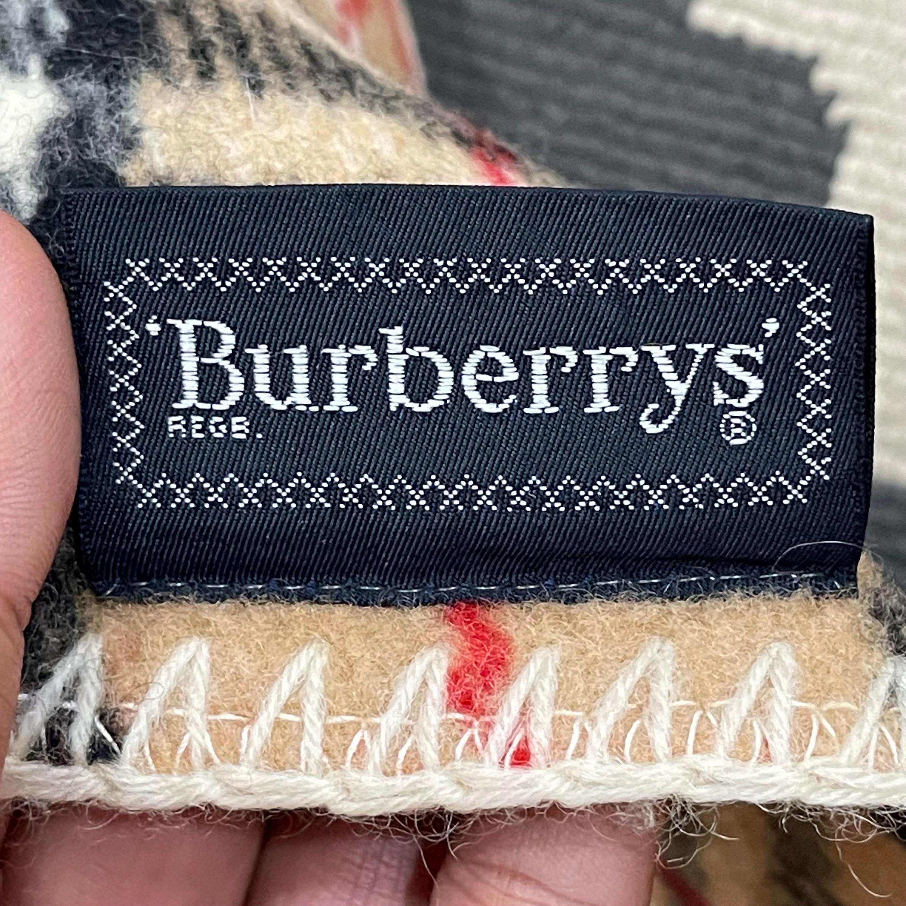 Rare Vintage 90s Burberrys Nova Check Real Wool Blanket Mate Size