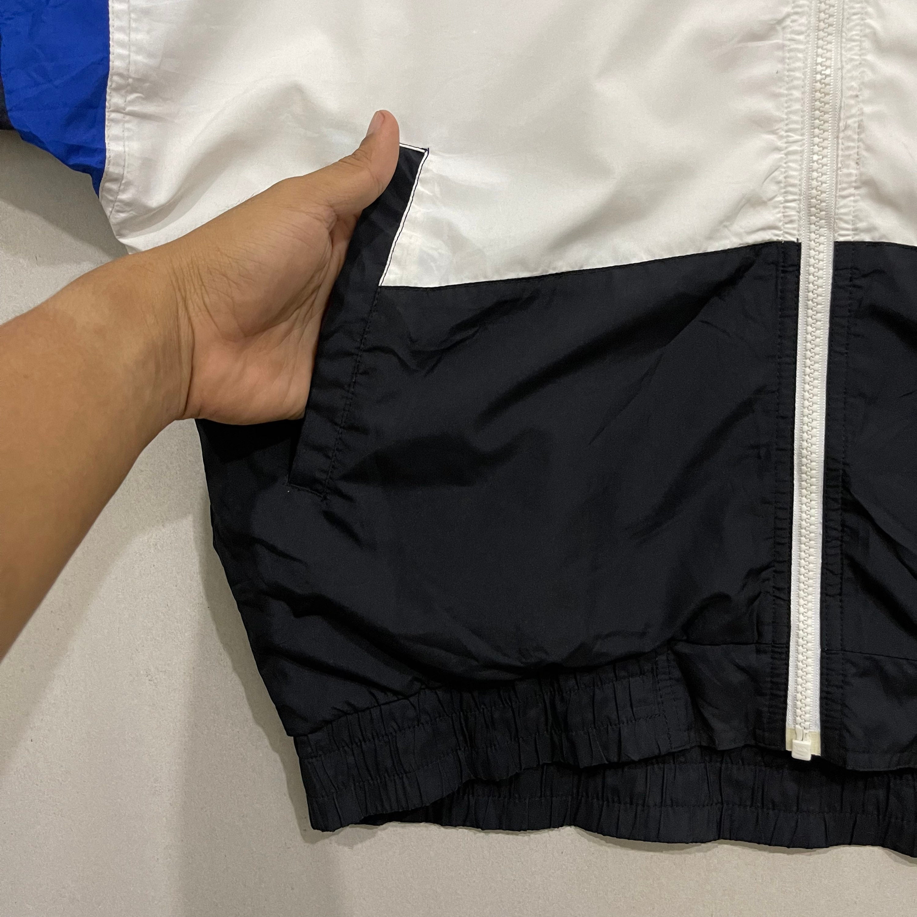 Vintage BOAST USA Spell Out Colour Block Bomber Zipper Vintage BOAST USA Spell Out Colour Block Bomber Zipper
